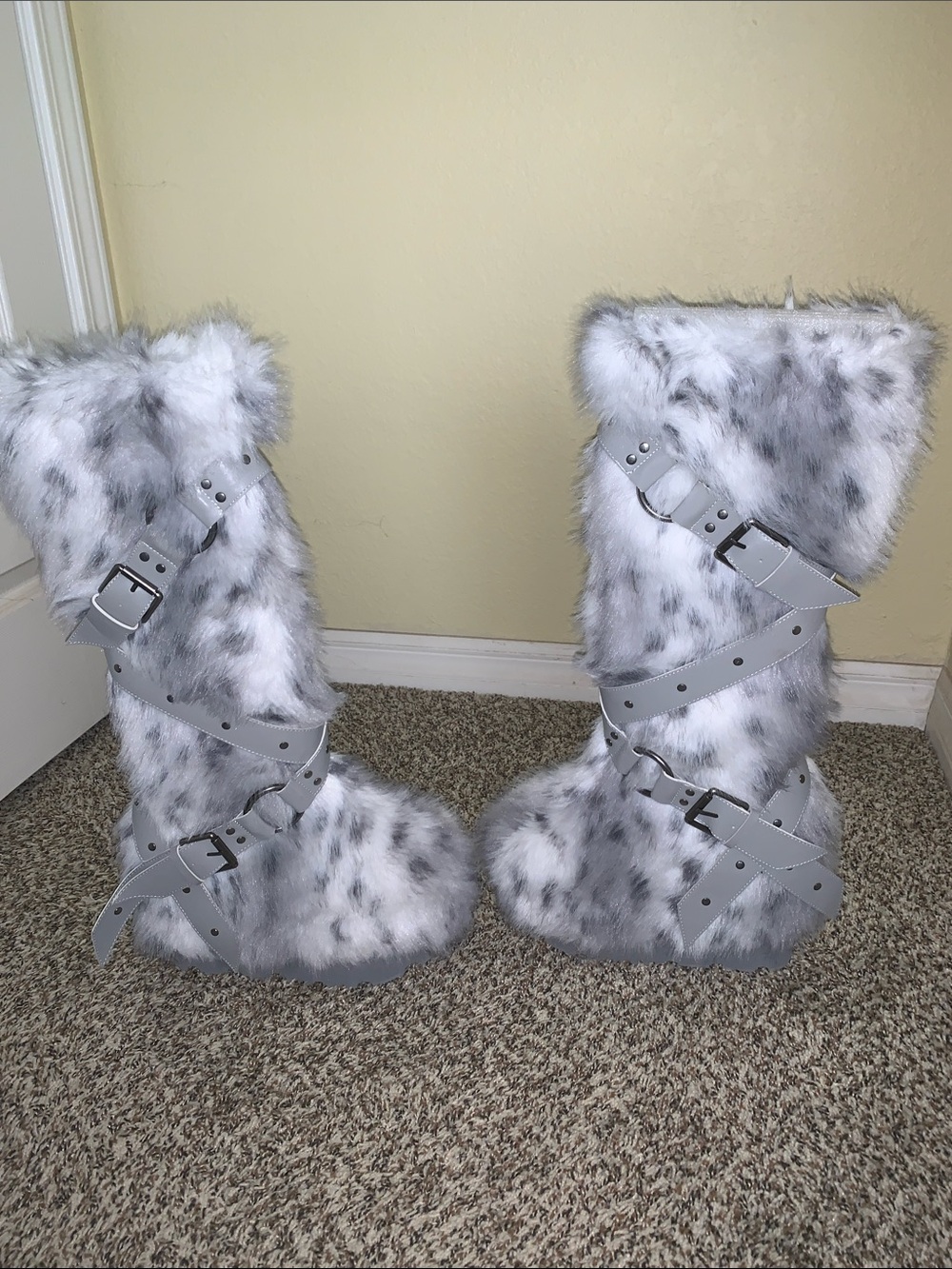 Dolls Kill Club Exx Wild Instinct Grey and White Leopard Boots, NWOB, Size 8